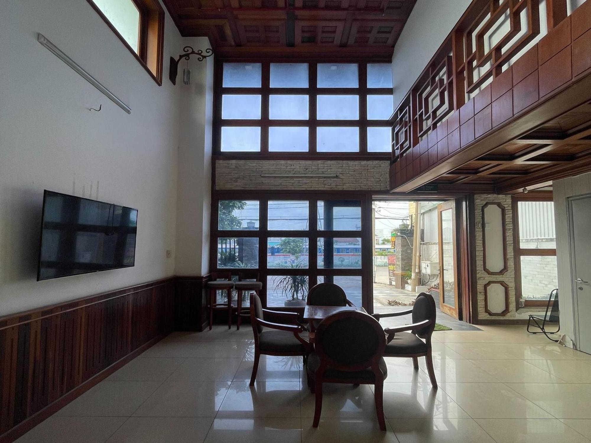 Khách sạn Thien Tan
